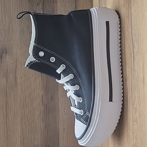Converse Black and White Platform Sneakers - Picture 5 of 11